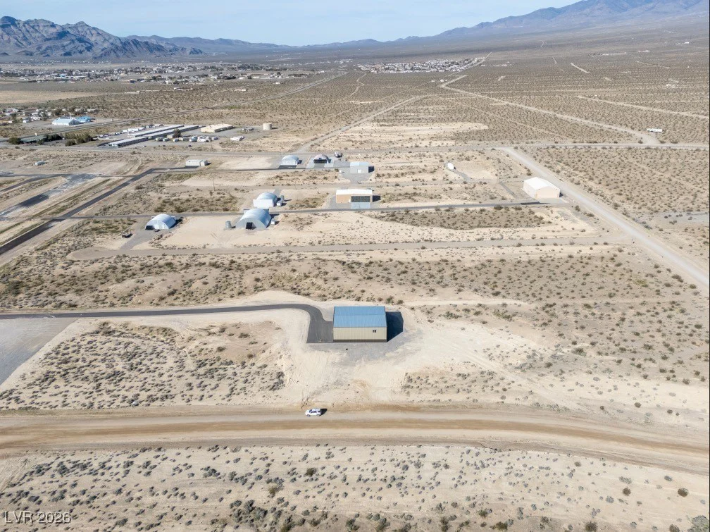 1180 Airplane, Pahrump, NV 89060