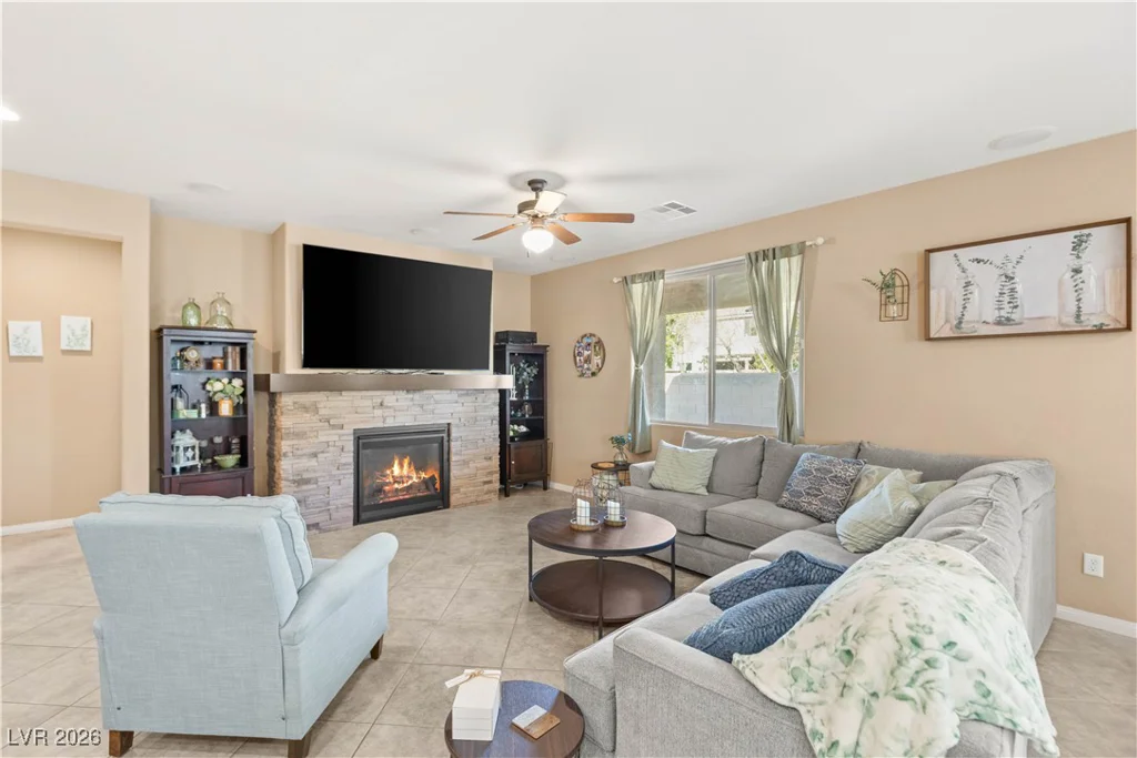 5776 Silver Cascade, Las Vegas, NV 89131