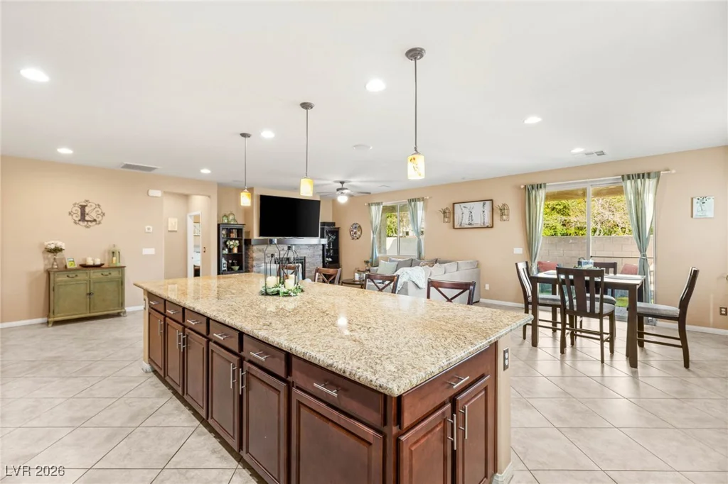 5776 Silver Cascade, Las Vegas, NV 89131