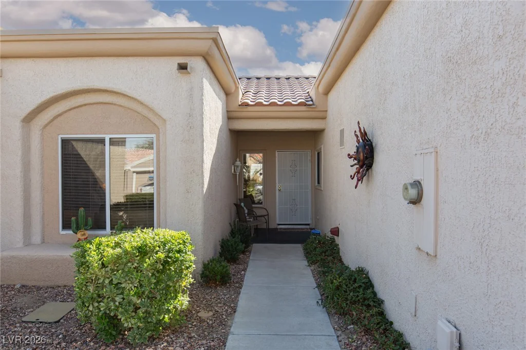 10627 Mission Lakes, Las Vegas, NV 89134