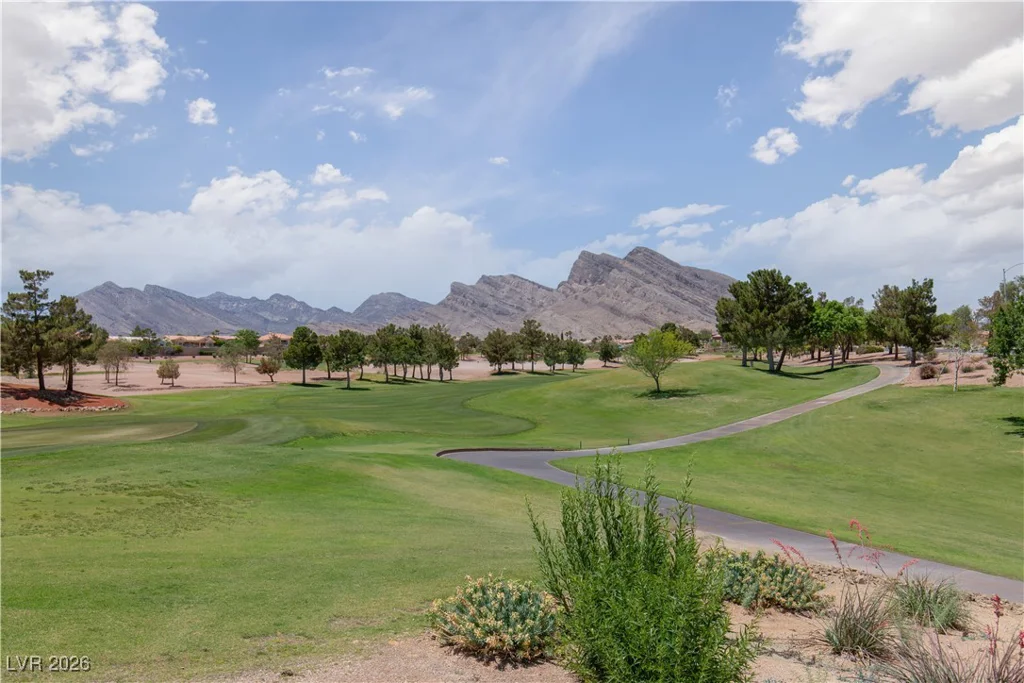 10627 Mission Lakes, Las Vegas, NV 89134