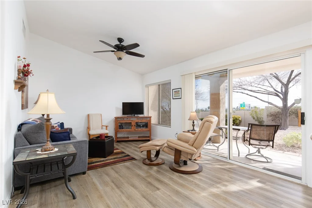 10627 Mission Lakes, Las Vegas, NV 89134