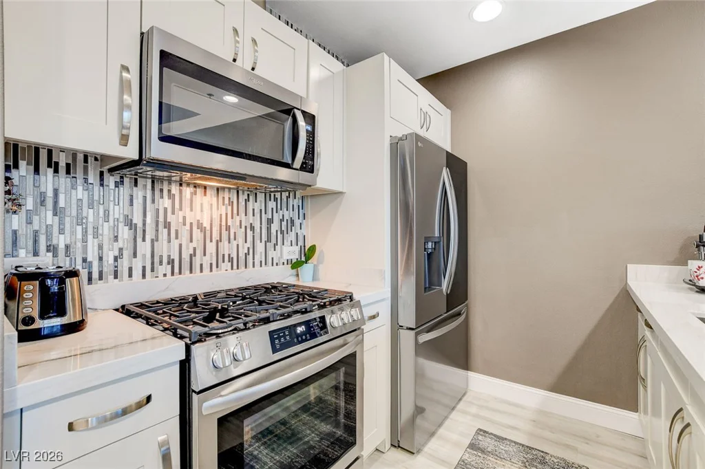 4525 Dean Martin, Las Vegas, NV 89103