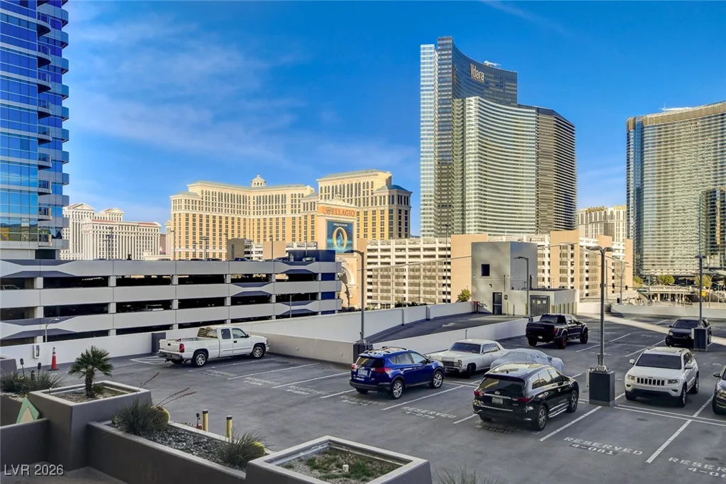 4525 Dean Martin, Las Vegas, NV 89103