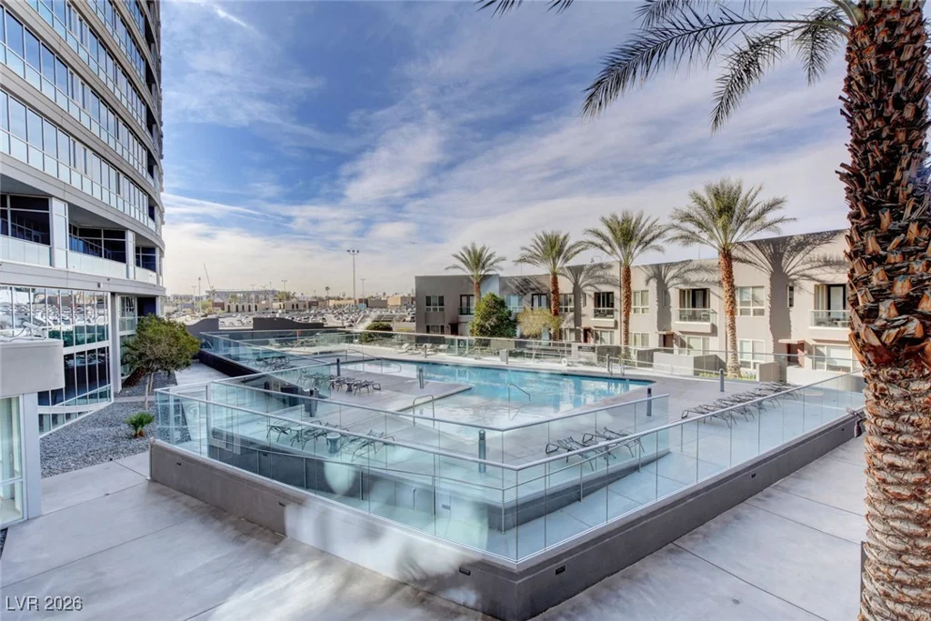 4525 Dean Martin, Las Vegas, NV 89103