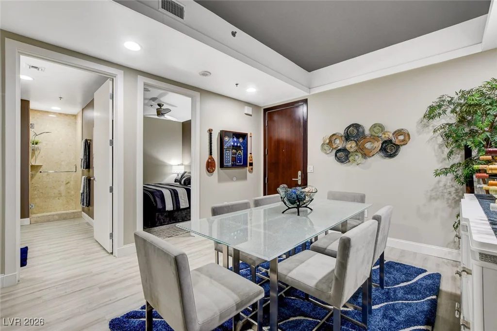 4525 Dean Martin, Las Vegas, NV 89103