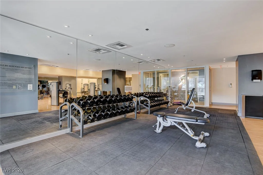 4525 Dean Martin, Las Vegas, NV 89103
