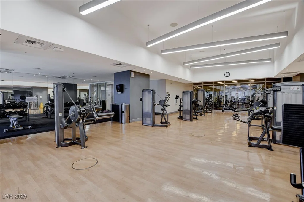 4525 Dean Martin, Las Vegas, NV 89103