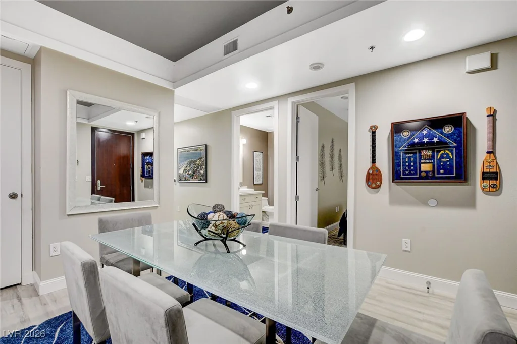 4525 Dean Martin, Las Vegas, NV 89103