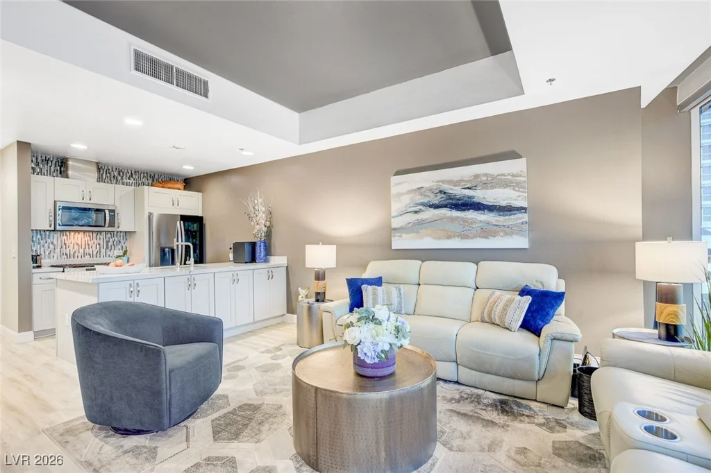 4525 Dean Martin, Las Vegas, NV 89103
