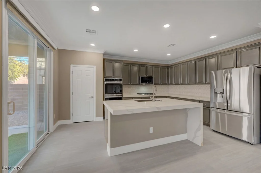 2112 Merganser, North Las Vegas, NV 89084
