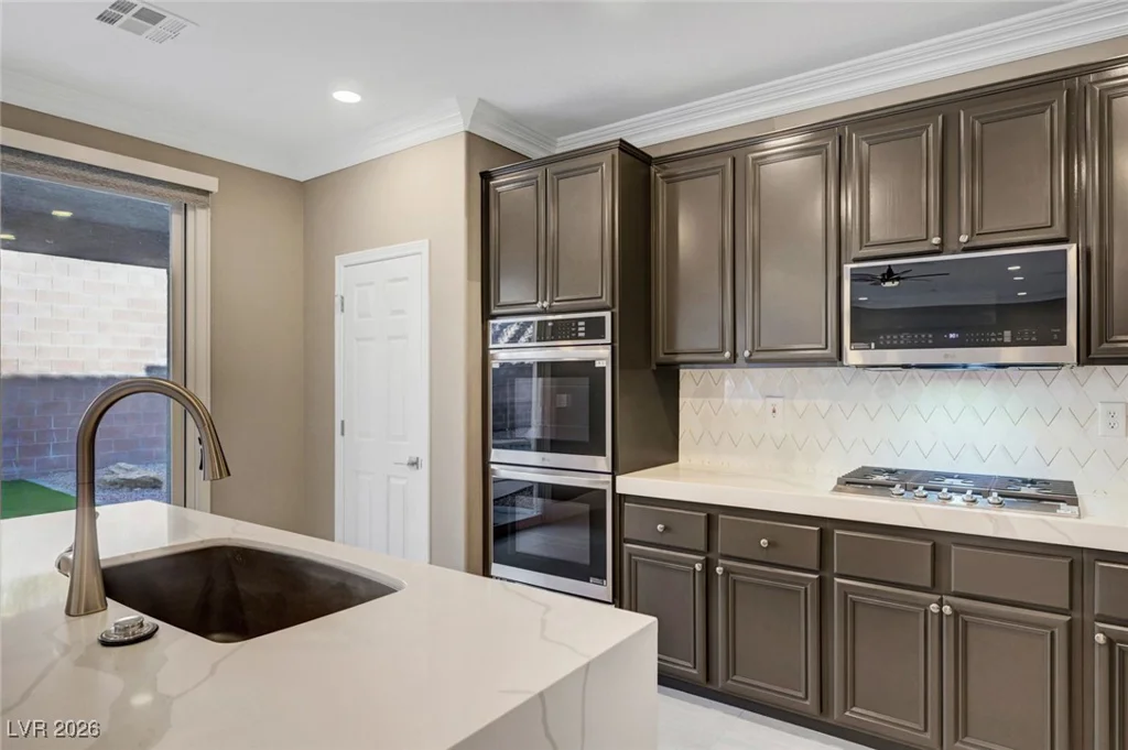 2112 Merganser, North Las Vegas, NV 89084