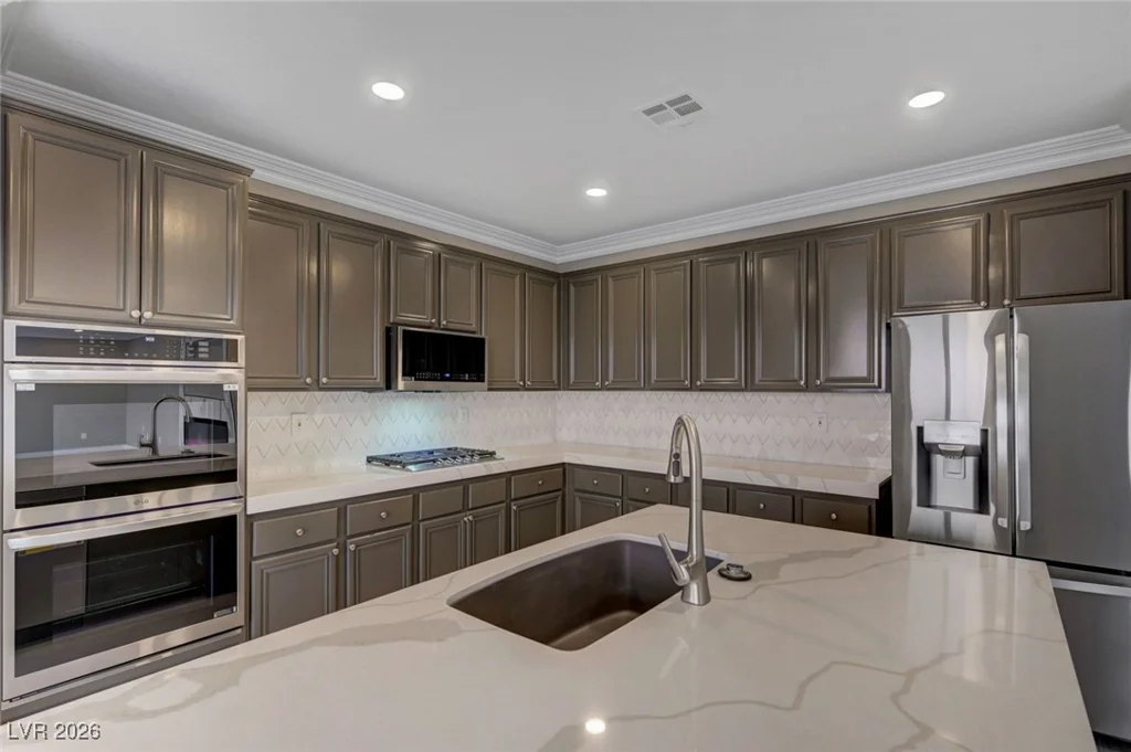 2112 Merganser, North Las Vegas, NV 89084