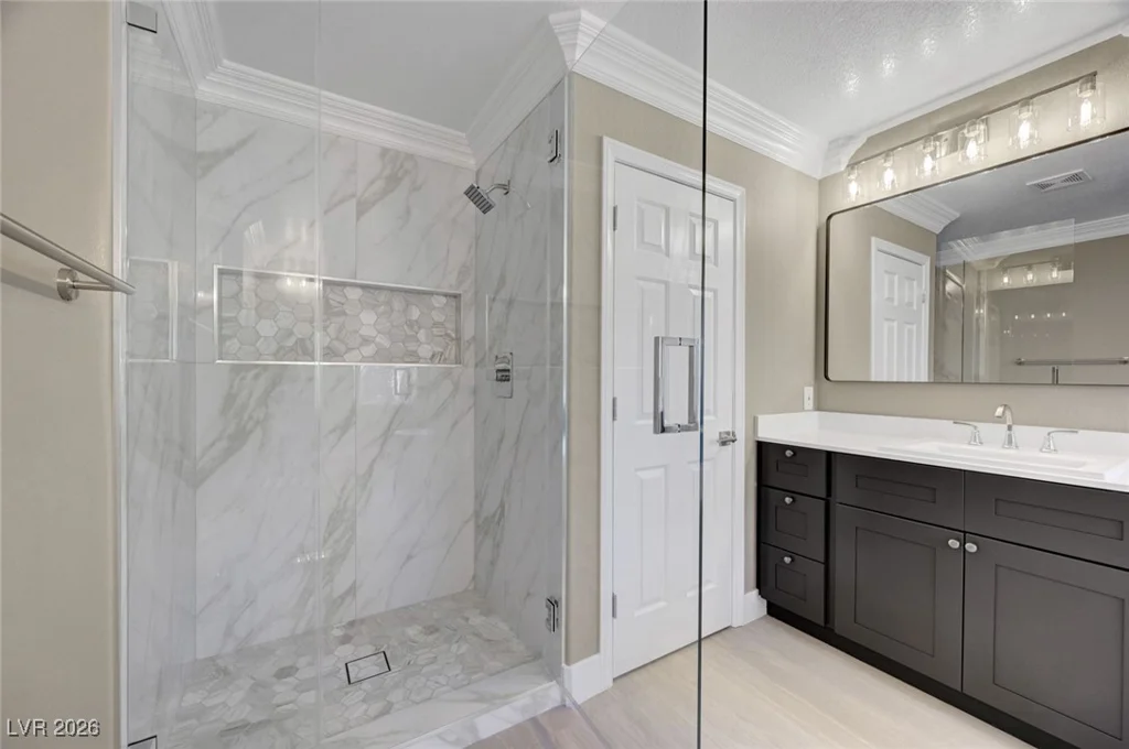 2112 Merganser, North Las Vegas, NV 89084