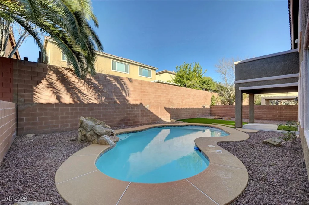 2112 Merganser, North Las Vegas, NV 89084