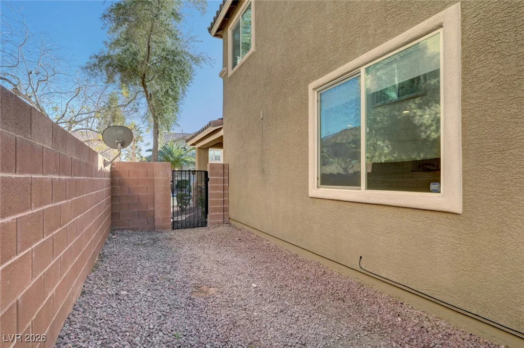 2112 Merganser, North Las Vegas, NV 89084