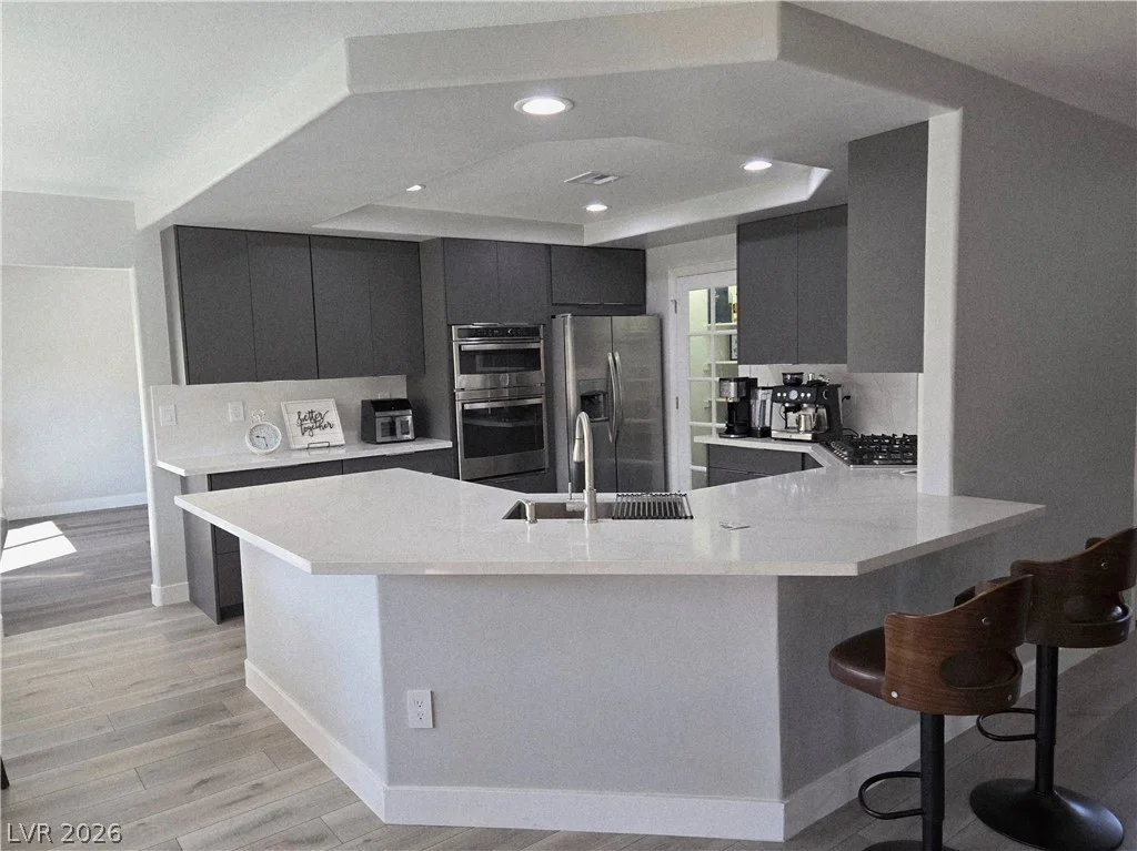 9651 Stoney Creek, Las Vegas, NV 89117