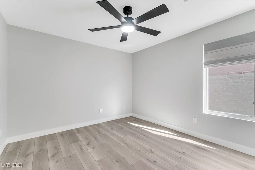 9651 Stoney Creek, Las Vegas, NV 89117