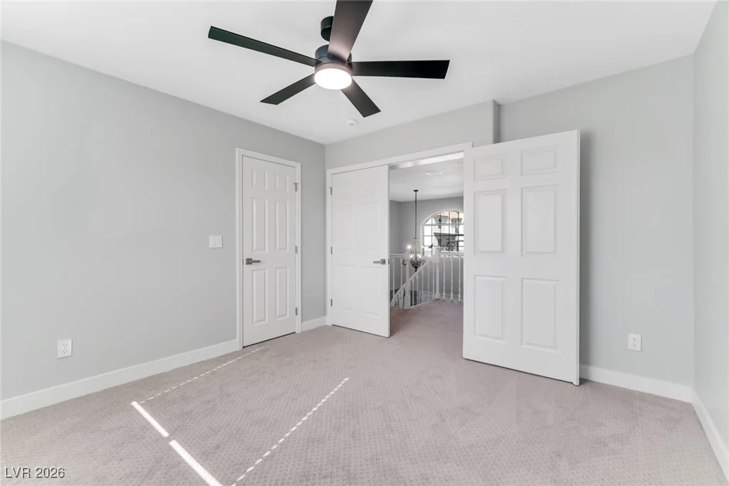 9651 Stoney Creek, Las Vegas, NV 89117