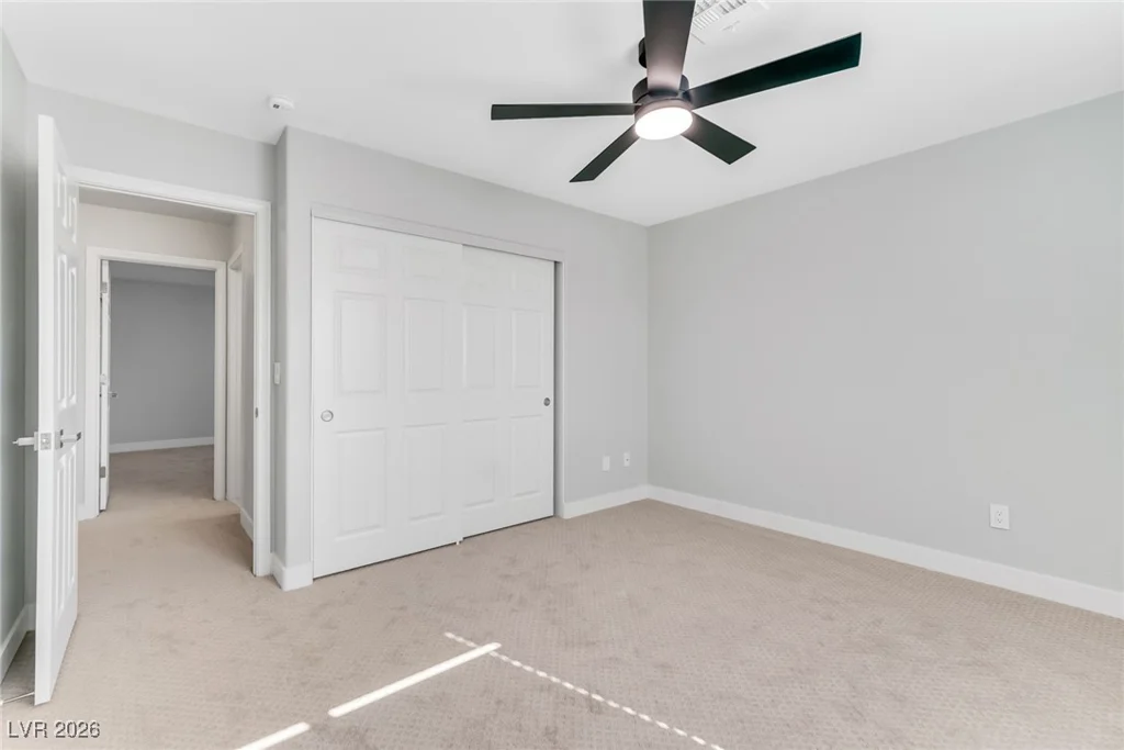 9651 Stoney Creek, Las Vegas, NV 89117