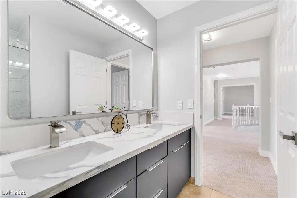 9651 Stoney Creek, Las Vegas, NV 89117