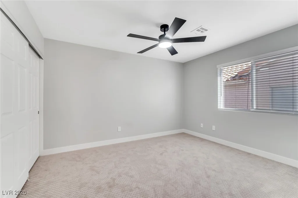 9651 Stoney Creek, Las Vegas, NV 89117