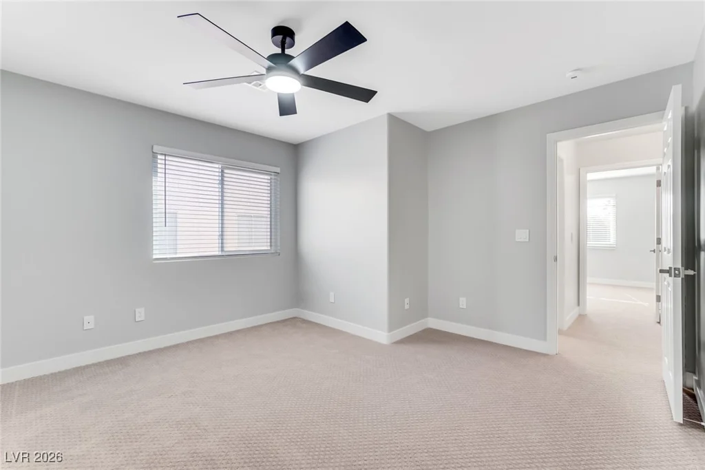 9651 Stoney Creek, Las Vegas, NV 89117