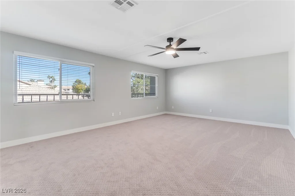 9651 Stoney Creek, Las Vegas, NV 89117