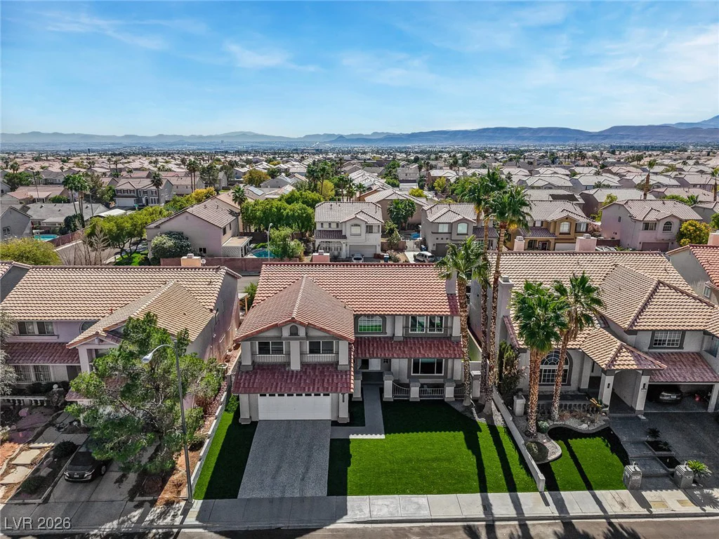 9651 Stoney Creek, Las Vegas, NV 89117