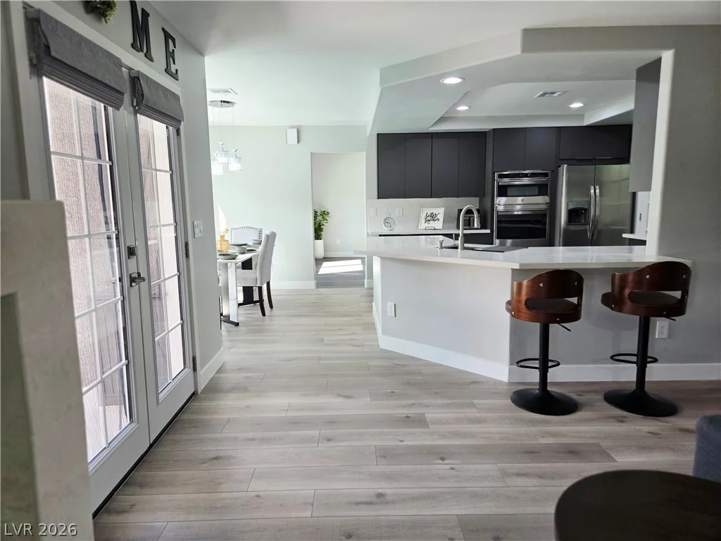 9651 Stoney Creek, Las Vegas, NV 89117