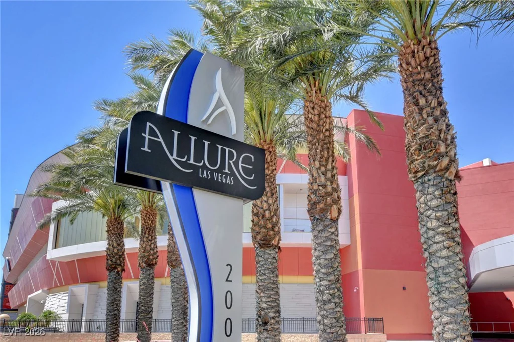 200 Sahara, Las Vegas, NV 89102