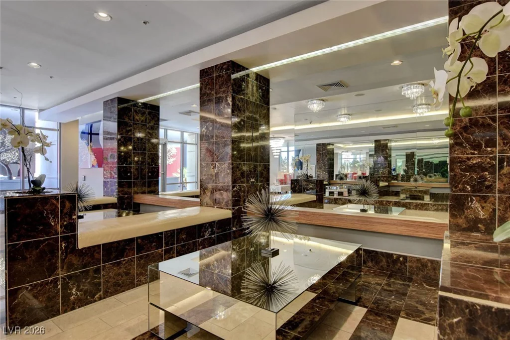 200 Sahara, Las Vegas, NV 89102