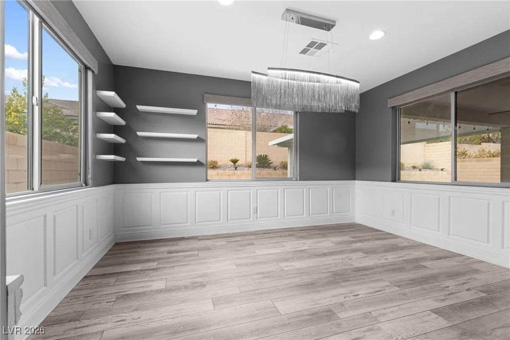 5927 Villa Loma, Las Vegas, NV 89148