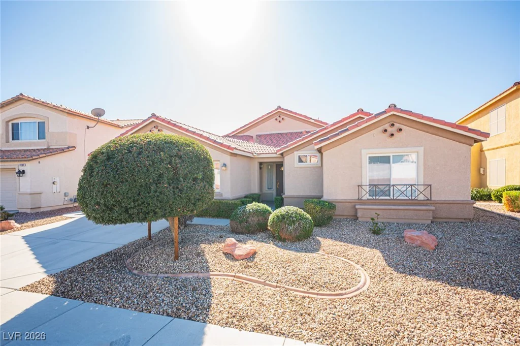 1905 Little Bow, North Las Vegas, NV 89084