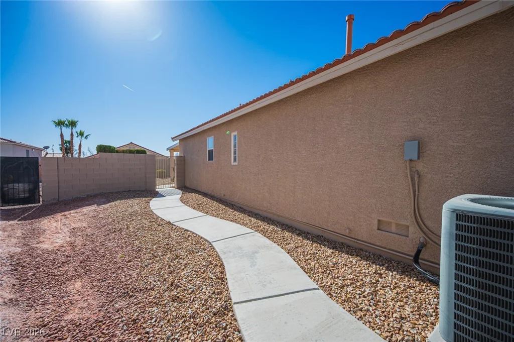 1905 Little Bow, North Las Vegas, NV 89084