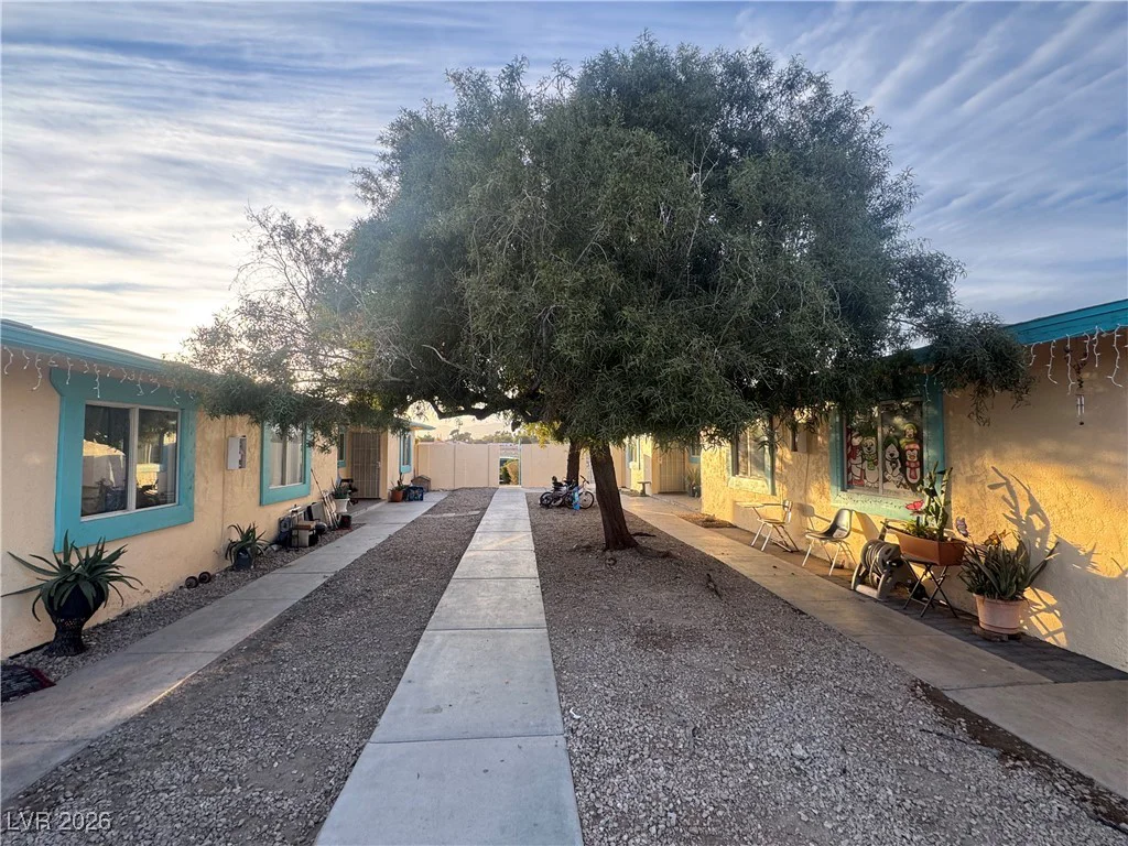 2220 Lamb, Las Vegas, NV 89115