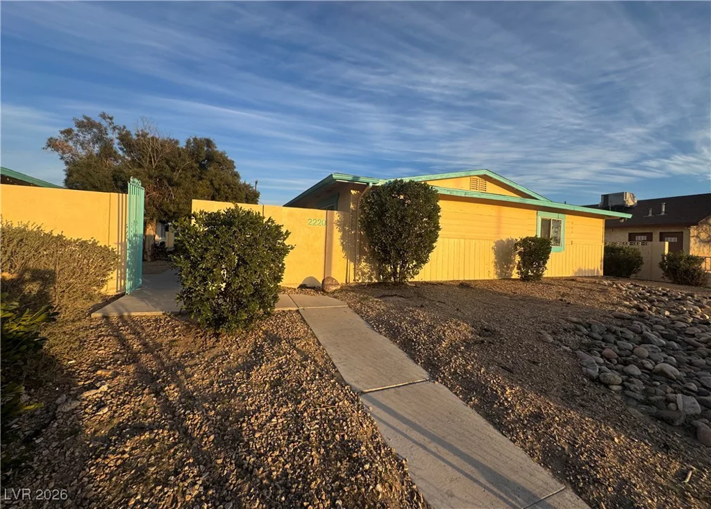 2220 Lamb, Las Vegas, NV 89115