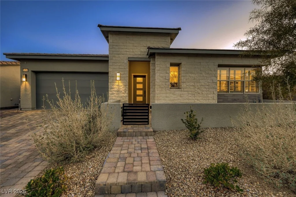 11729 Belorado, Las Vegas, NV 89138