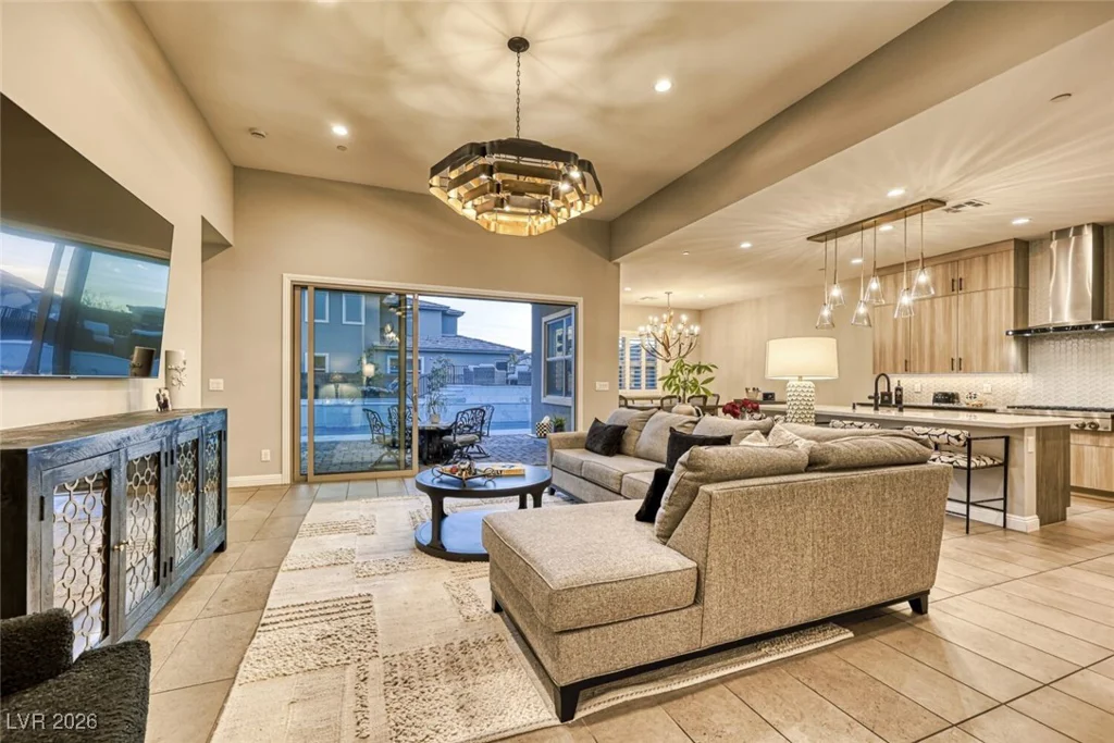 11729 Belorado, Las Vegas, NV 89138