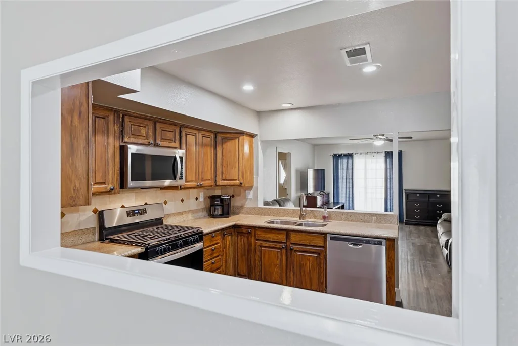 3068 Topaz, Las Vegas, NV 89121