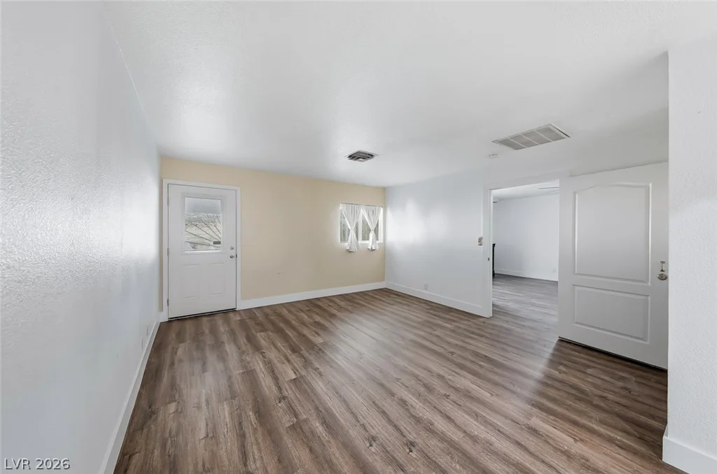 3068 Topaz, Las Vegas, NV 89121