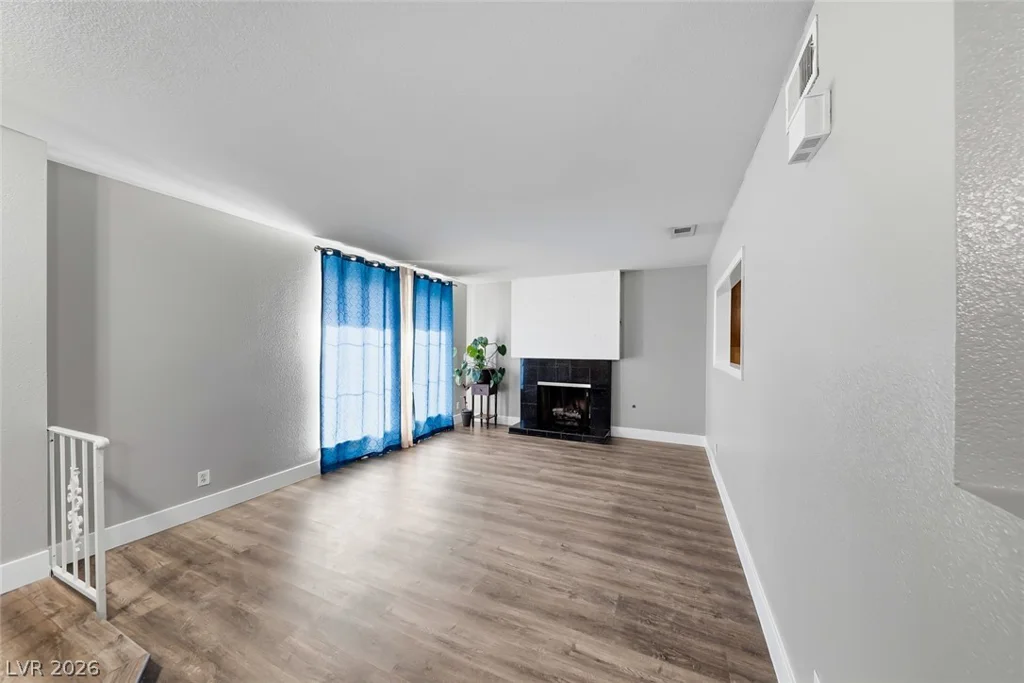 3068 Topaz, Las Vegas, NV 89121