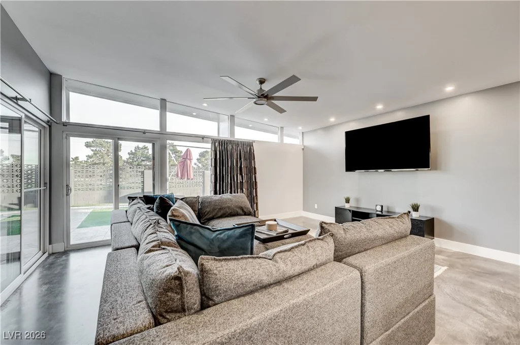 3398 Seneca, Las Vegas, NV 89169