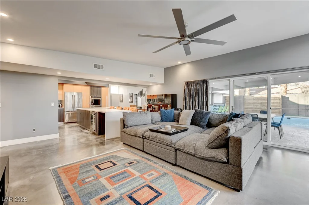 3398 Seneca, Las Vegas, NV 89169