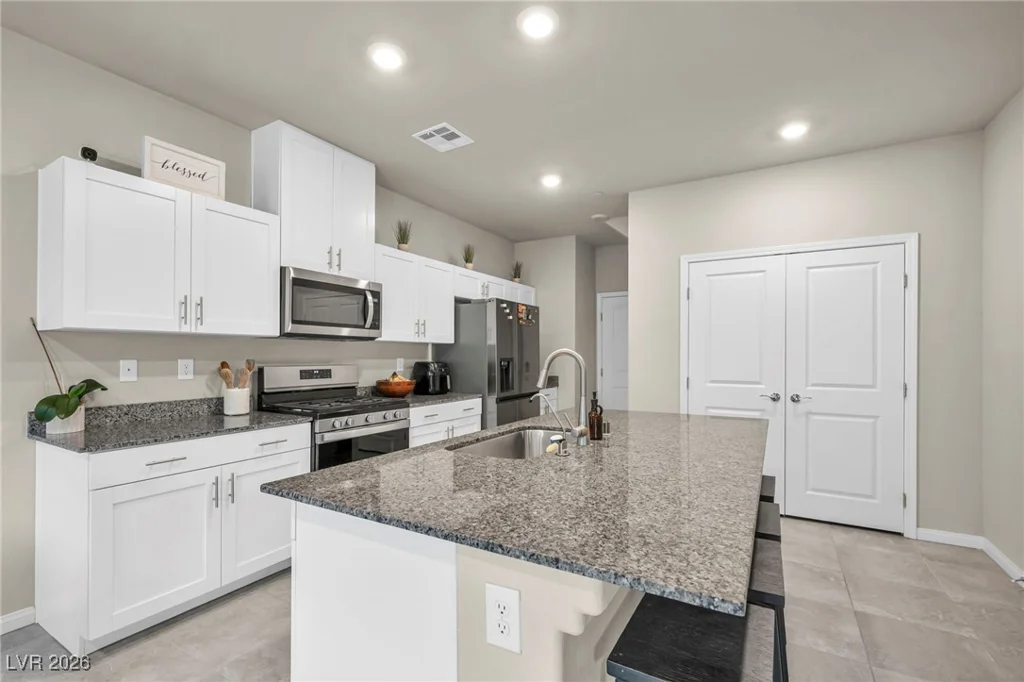 10285 Crimson Meadow, Las Vegas, NV 89166