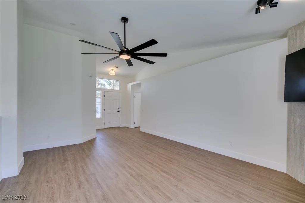 3921 Gaston, North Las Vegas, NV 89032