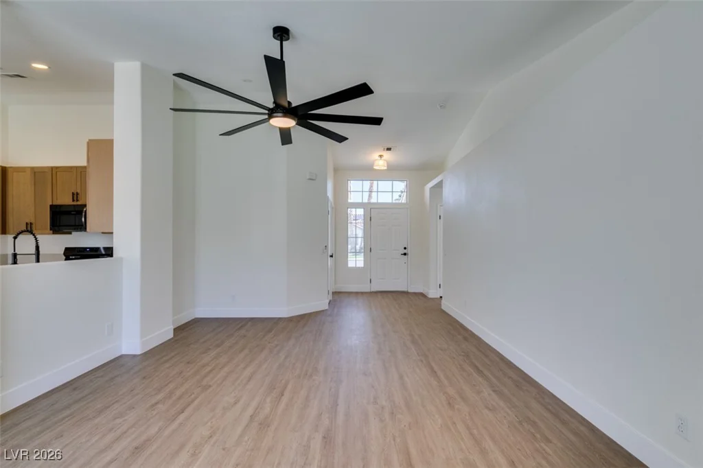 3921 Gaston, North Las Vegas, NV 89032