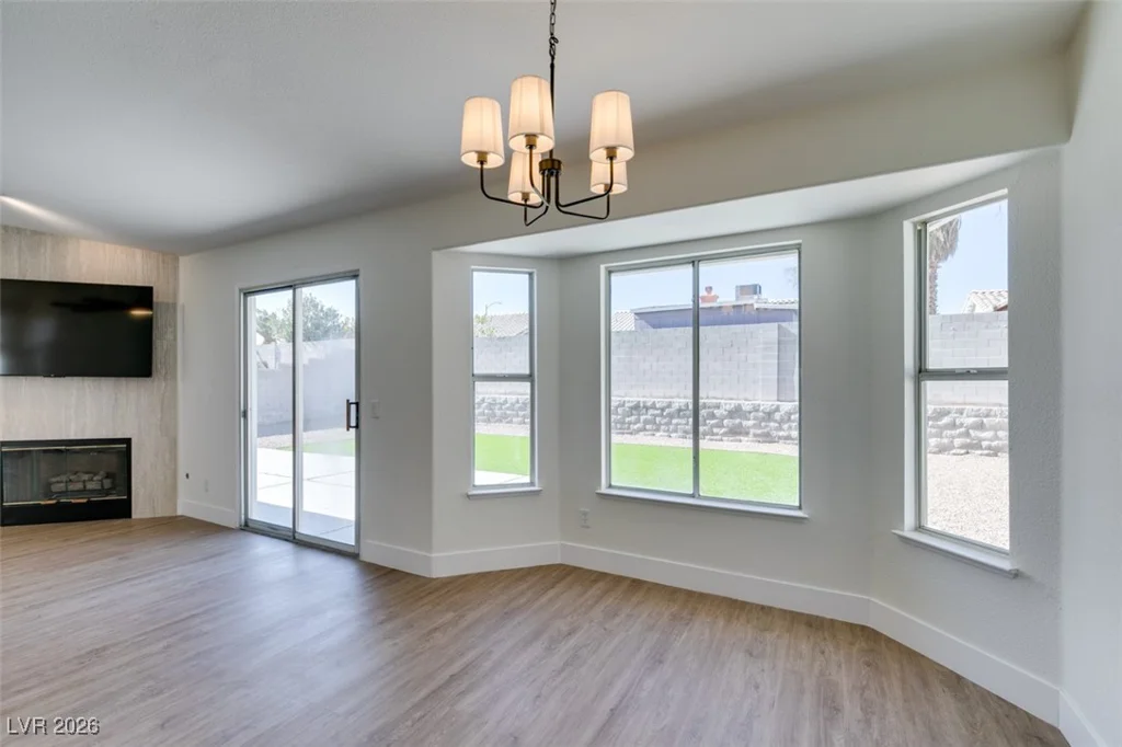 3921 Gaston, North Las Vegas, NV 89032