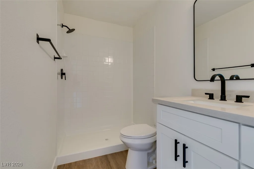 3921 Gaston, North Las Vegas, NV 89032