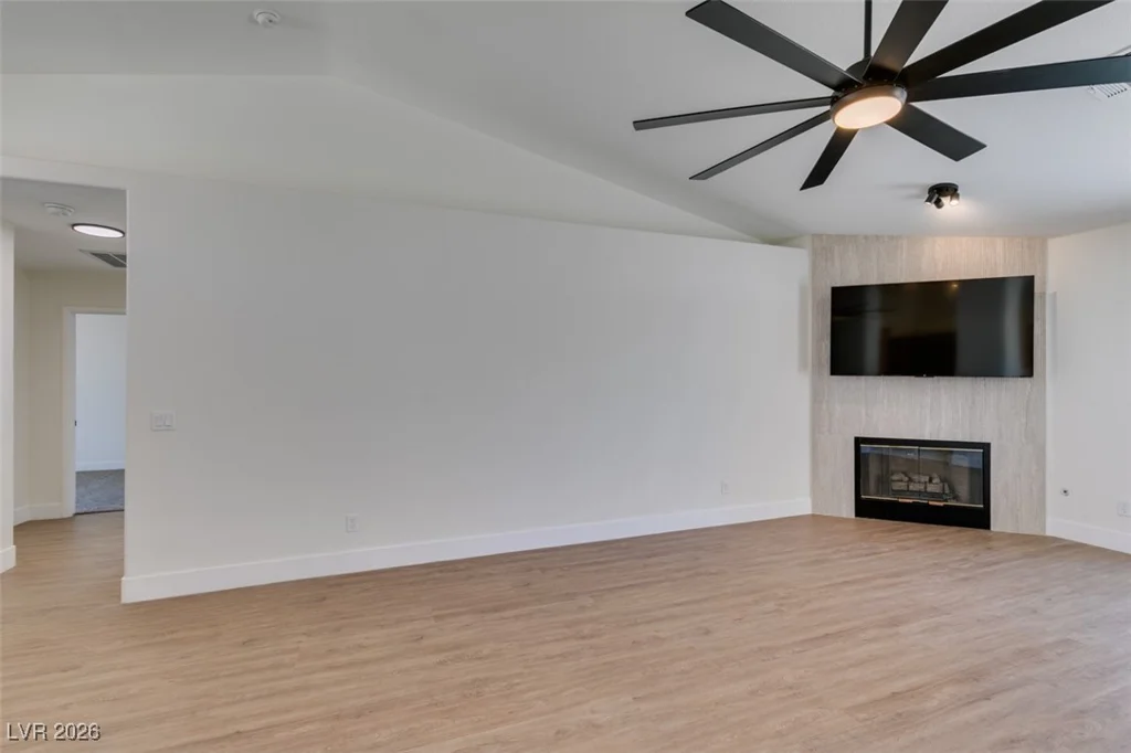 3921 Gaston, North Las Vegas, NV 89032